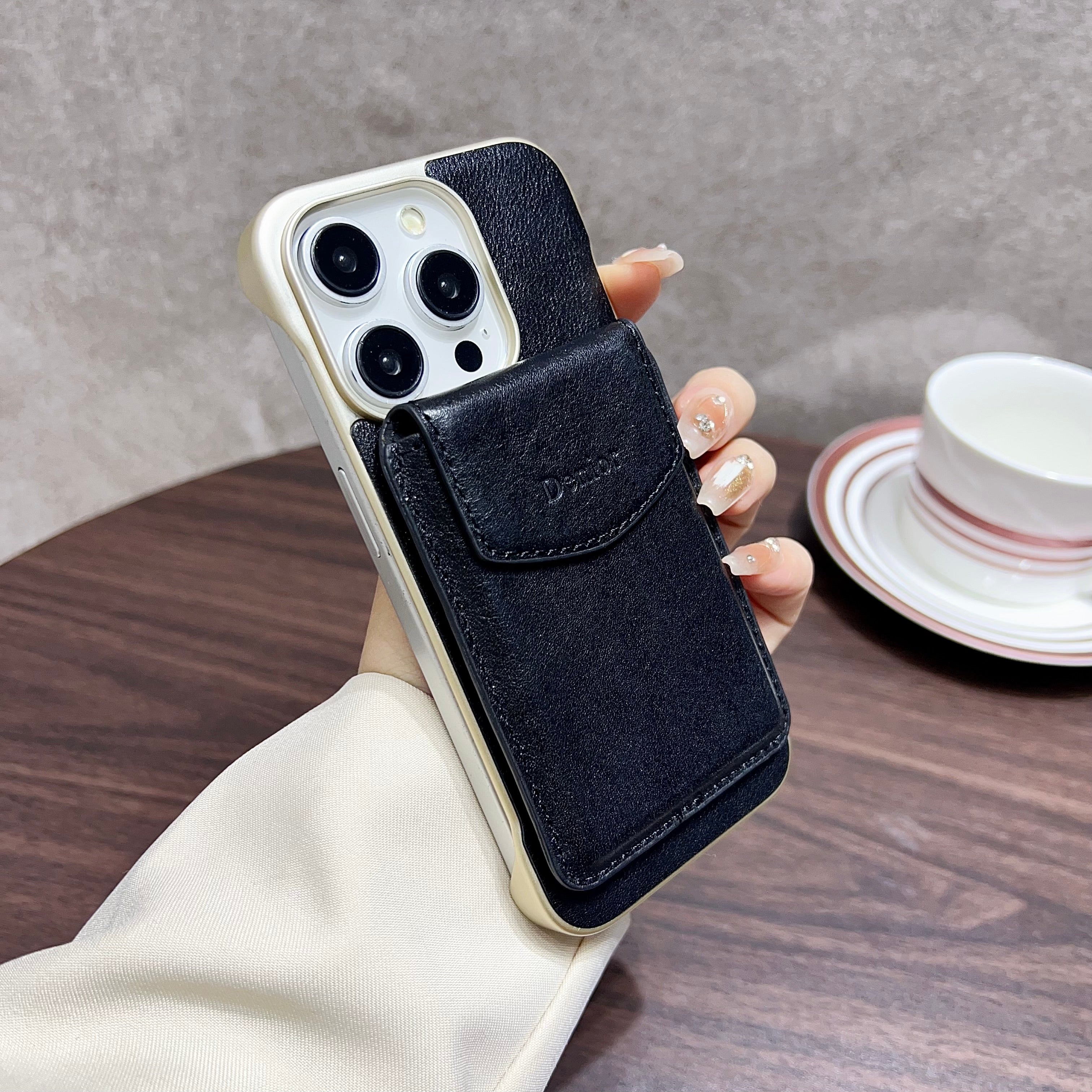 iPhone Series 2IN1 Magnetic Case & Card Bag（Black）